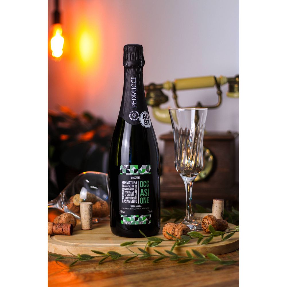 ESPUMANTE BRANCO OCCASIONE MOSCATEL 750ML BRASIL