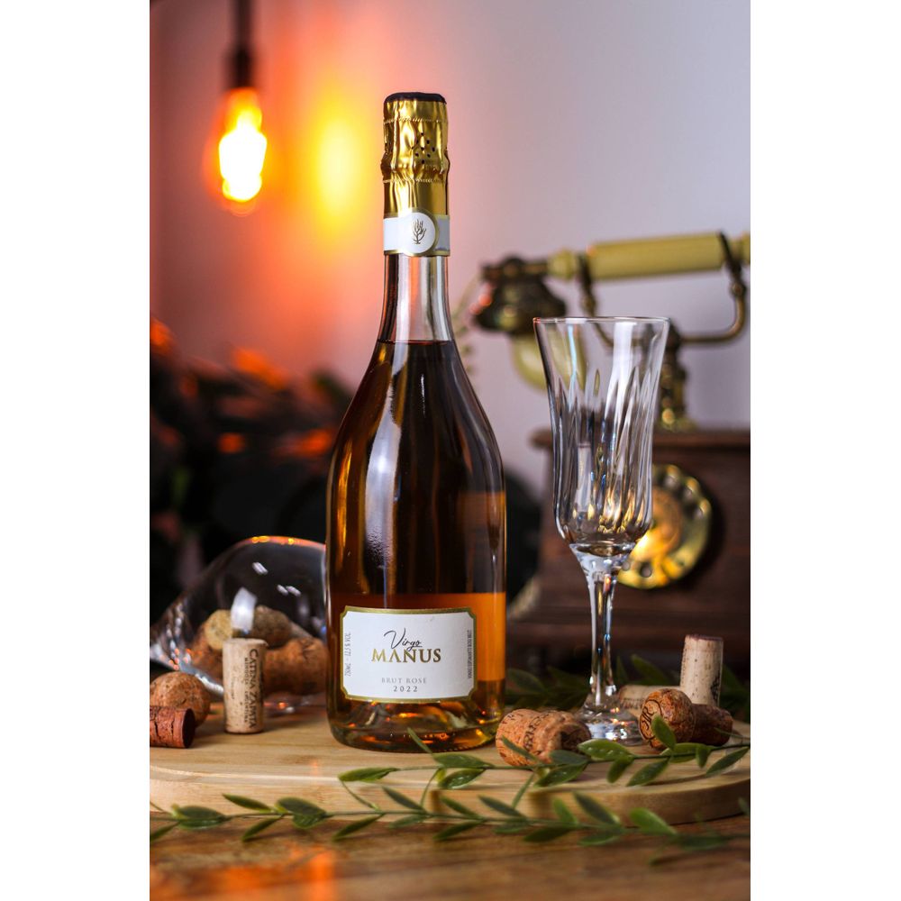 ESPUMANTE BRUT ROSE MANUS VIRGO 750ML BRASIL