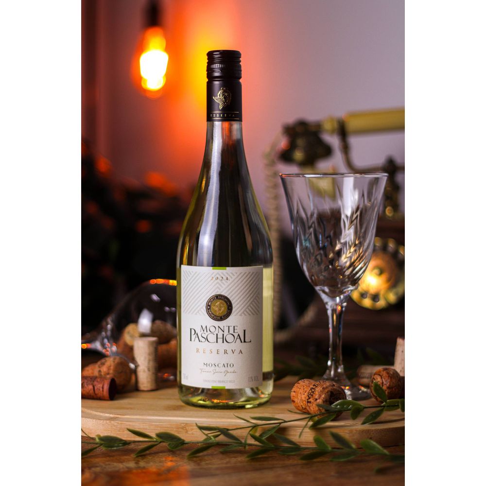 VINHO BRANCO MONTE PASCHOAL MOSCATO RESERVA 750ML BRASIL