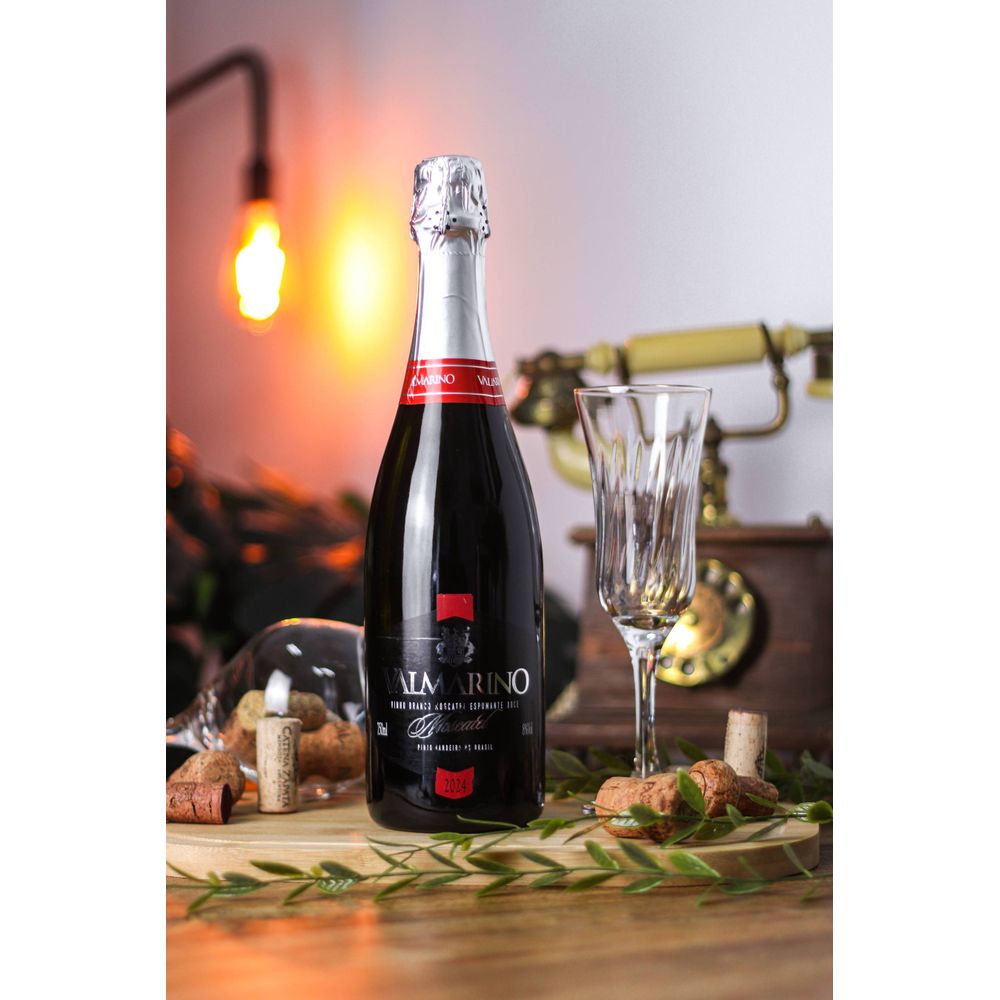ESPUMANTE BRANCO MOSCATEL VALMARINO 750ML