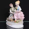 Graciosa Figura de casal em biscuit