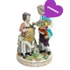 Grupo escultórico figura de casal de camponeses da marca Dresden
