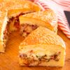Torta de carne seca + queijo coalho