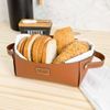 PORTA PÃES COM ALÇA CARAMELO EM COURO ECOLÓGICO