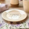 Prato de Sobremesa com frase "A mesa é o coração da casa" 