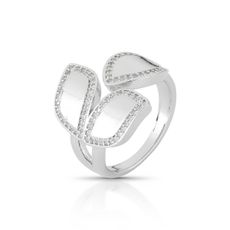 Anel Trio de Folhas Prateado com Cravação em Zircônias - Ajustável