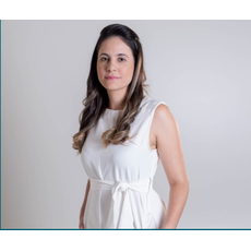 Dra. Karina Lopes da Silva 