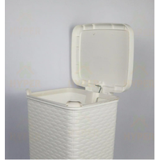 LIXEIRA RATTAN 16L C TAMPA PEDAL E SUPORTE P SACO DE LIXO LIG BRINK BRANCO