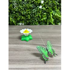 Flor com Borboleta Giratória