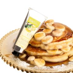 MANTEIGA HIDRATANTE FRUTAL BANANA FLORA PURA 60G – HIDRATA E PERFUMA A PELE