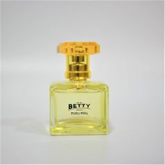 PERFUME BETTY EAU DE PARFUM 50ML FLORA PURA
