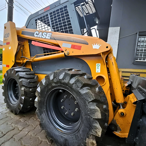 Mini Carregadeira Case 430