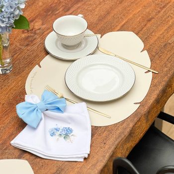 Americano Folha em Couro Ecológico Off White - Coleção Hortênsias