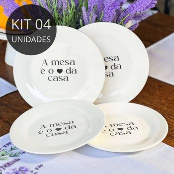 Kit 4 Pratos De Sobremesa Com Frase  A Mesa É O Coração...