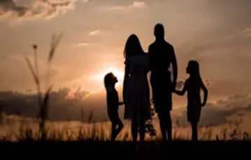 O característico da pessoa é coexistir.