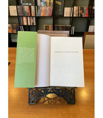 Livro A mulher no tempo das catedrais