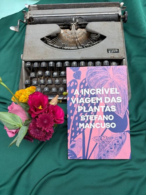 A Incrível Viagem das Plantas