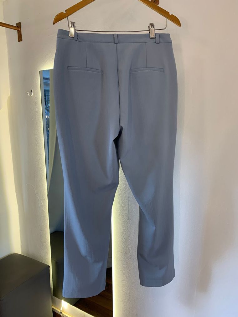 Calça Reta Carolina Dunares 