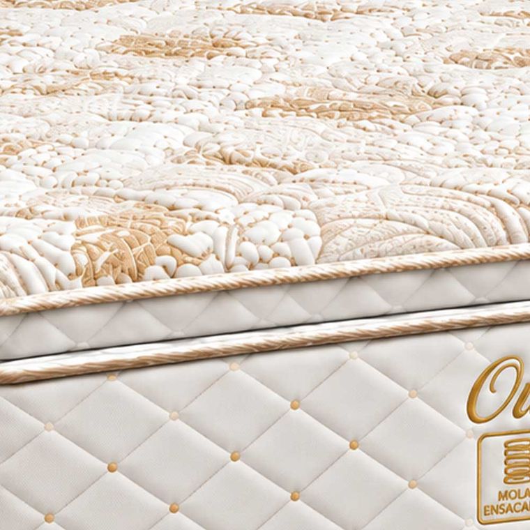 Conjunto Box Queen Ouro Luxo com Pillow Top e Molas Ensacadas 158x198 Softflex