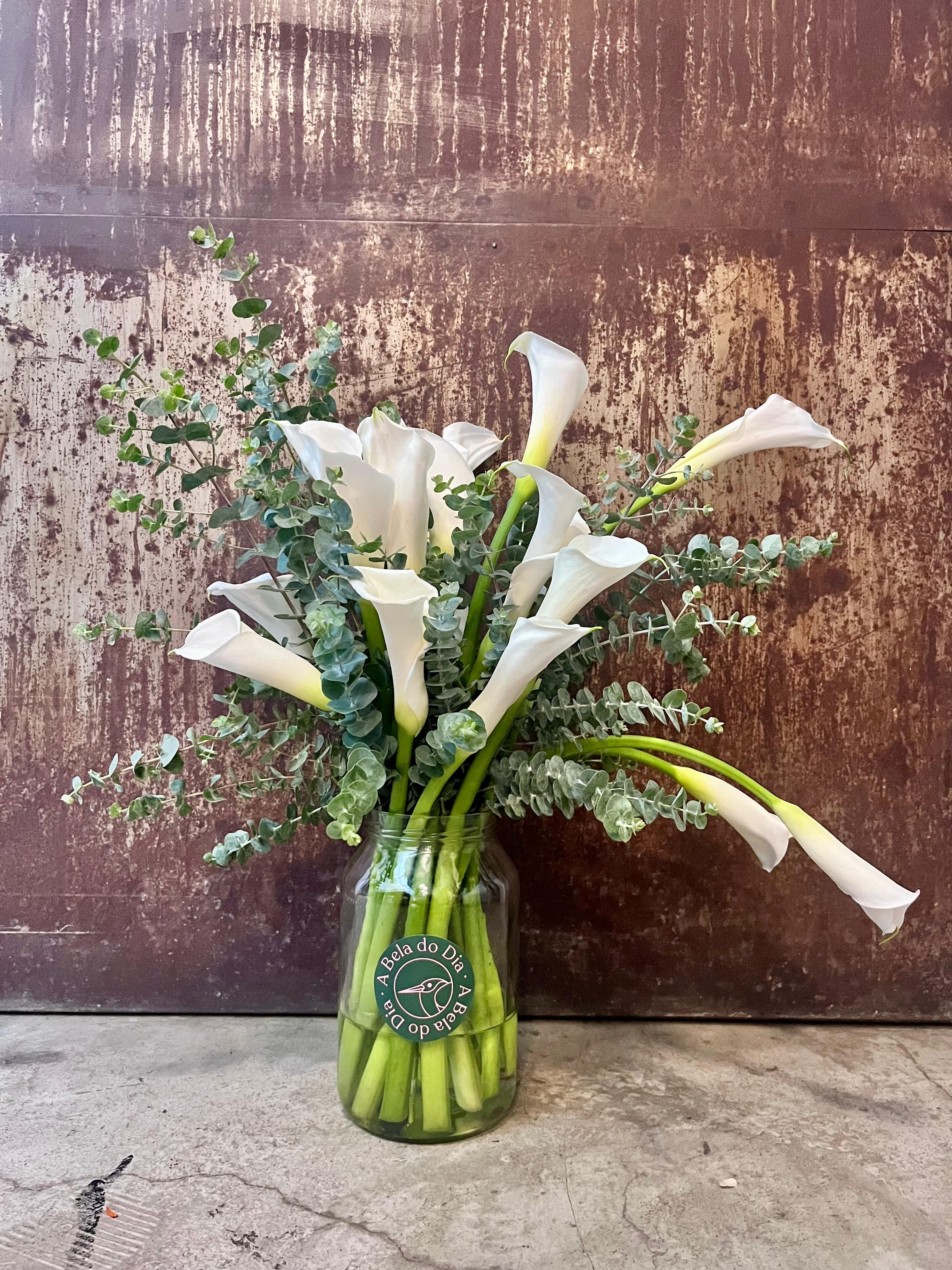 Arranjo de Copo de Leite