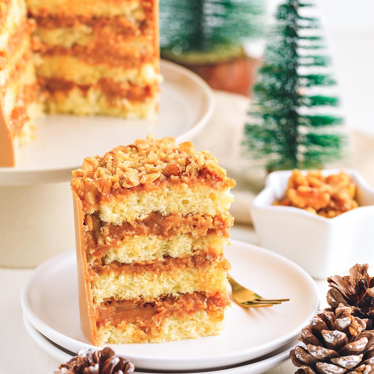 Bolo Doce de Leite com Nozes