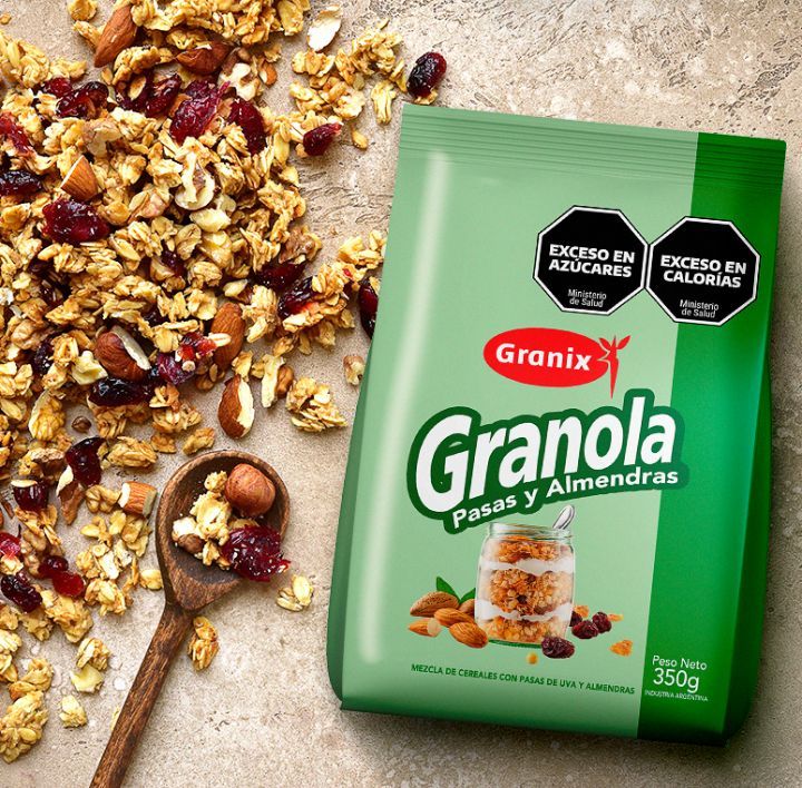 Granola com Amêndoas e Passas - 350g - Superbom