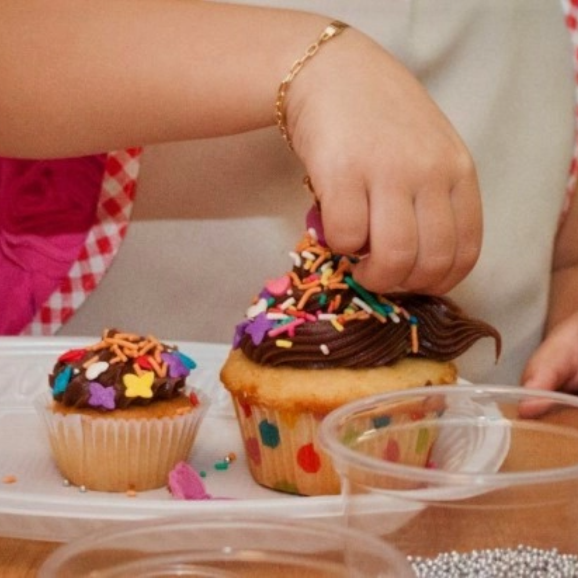 Oficina de biscoitos ou cupcakes para presentear