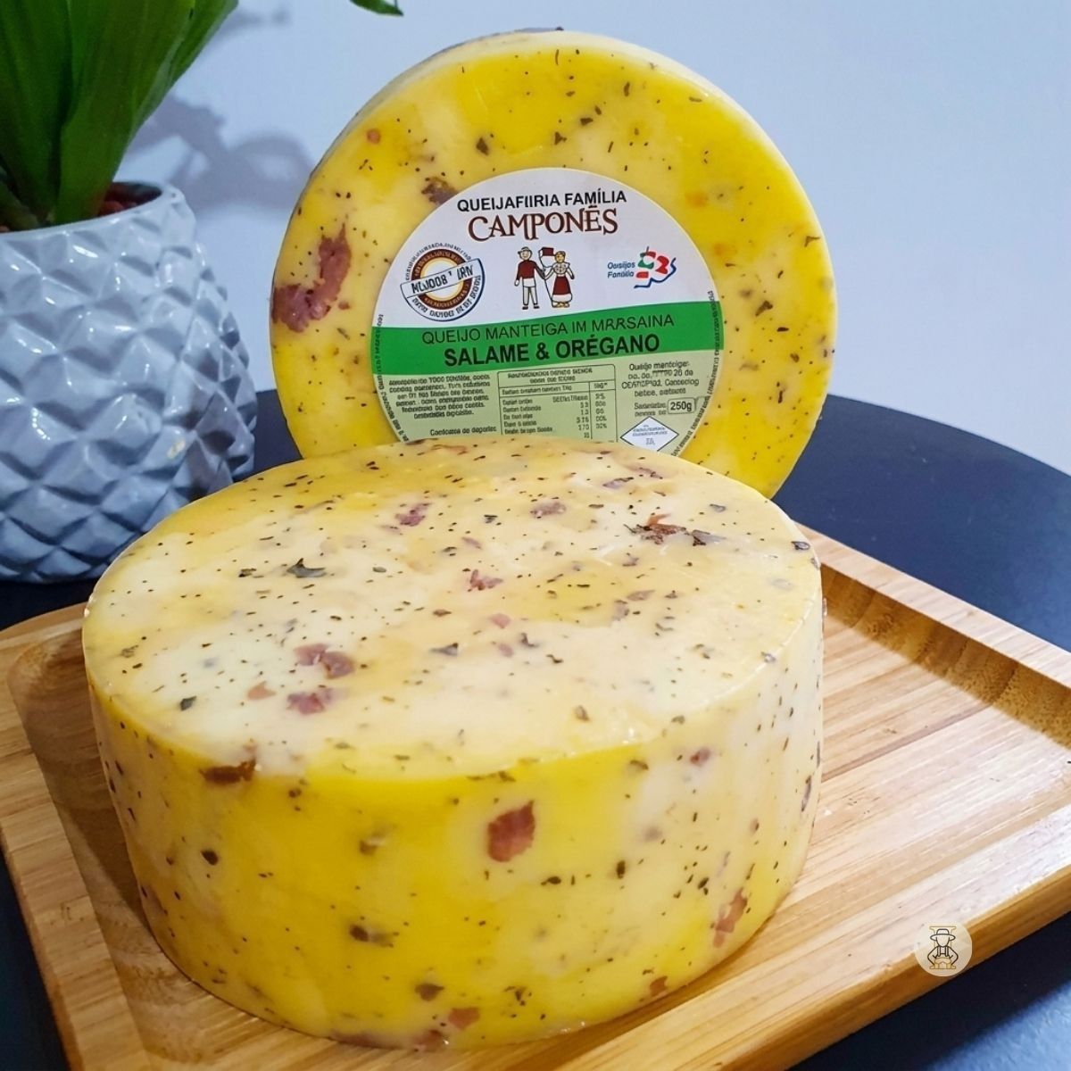 Colonial Temperado com Salame e Orégano