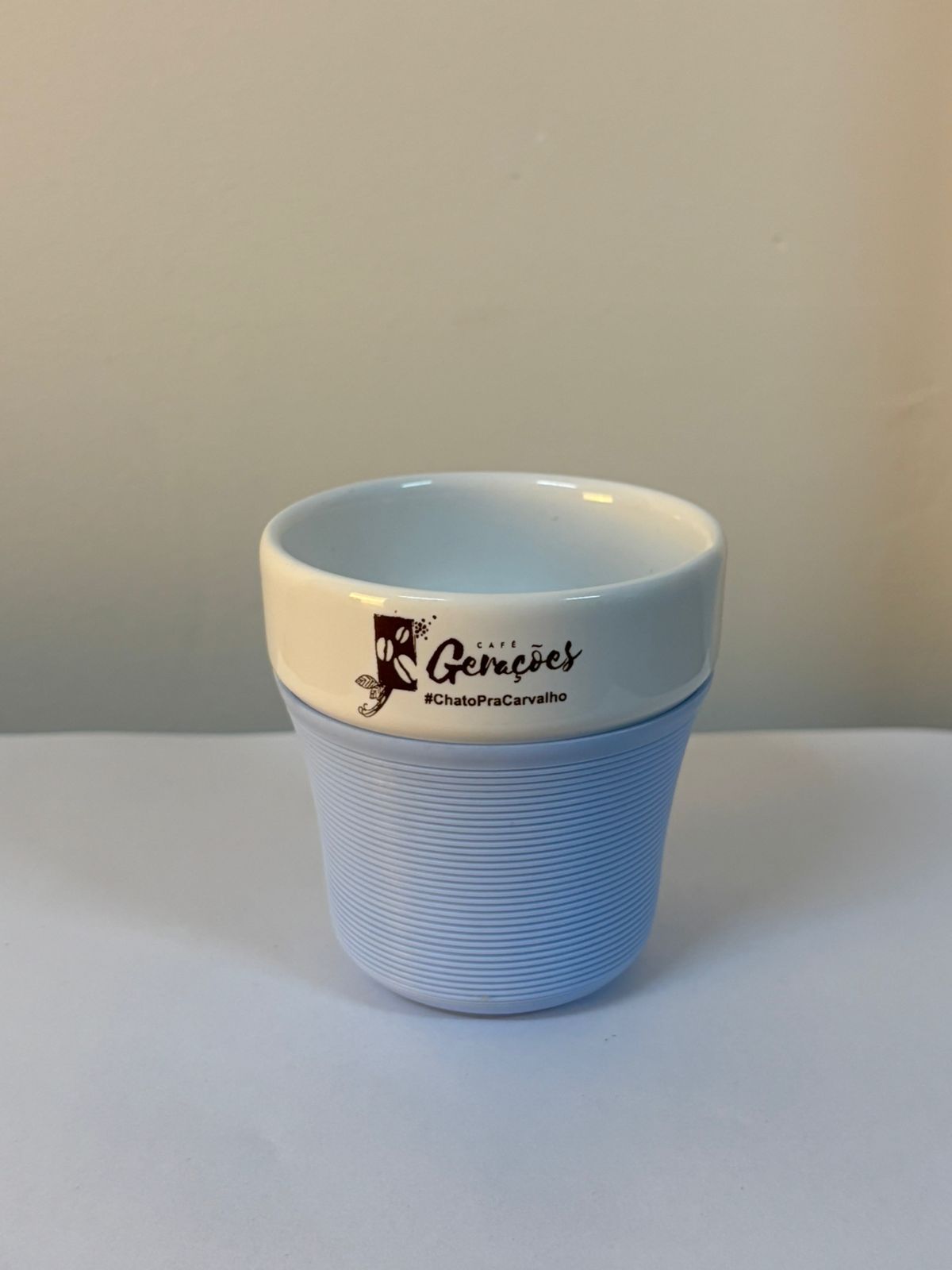 Coffee Cup com luva azul