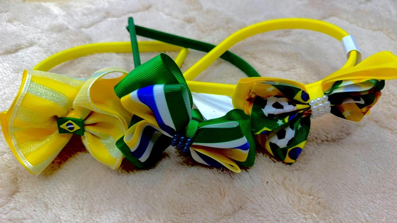 Kit de 3 Tiara Arquinho Copa do Mundo Jogo Futebol Bandeira Brasil