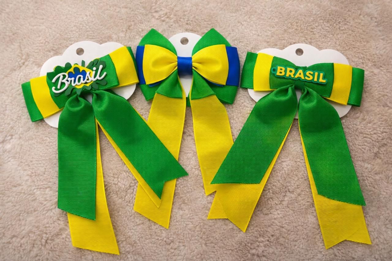 Kit com 3 Presilha De Cabelo Laço Copa Brasil