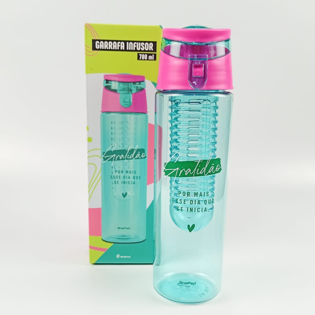 Garrafa Infusor de sabor 700ml - Gratidão por mais um dia - Brasfoot