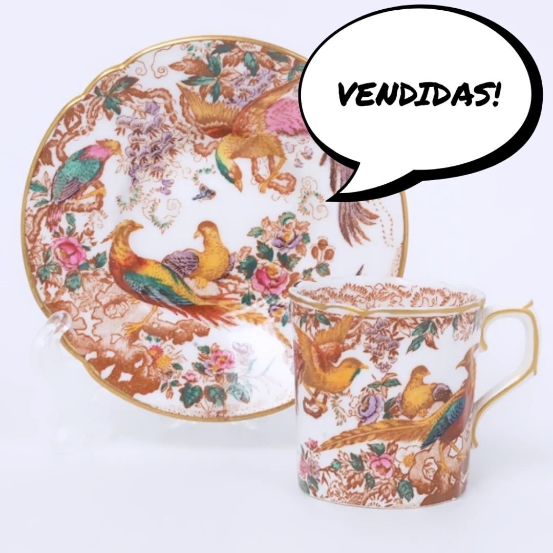 Par de xícaras de café Royal Crown Derby