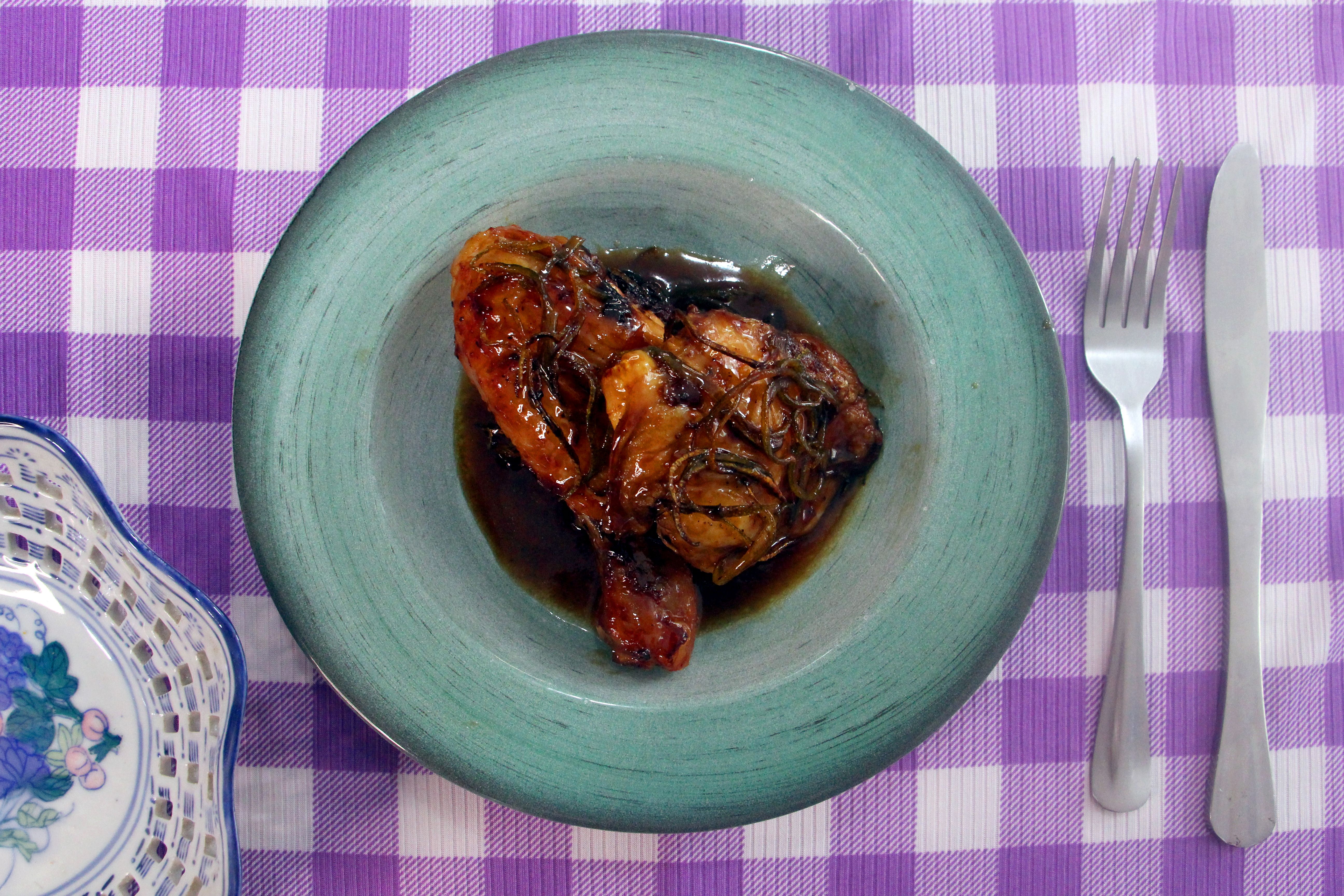 Frango asiático no molho de laranja
