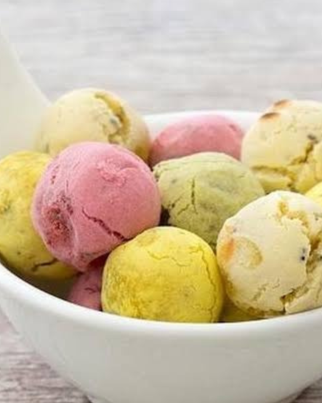 Pão de queijo colorido