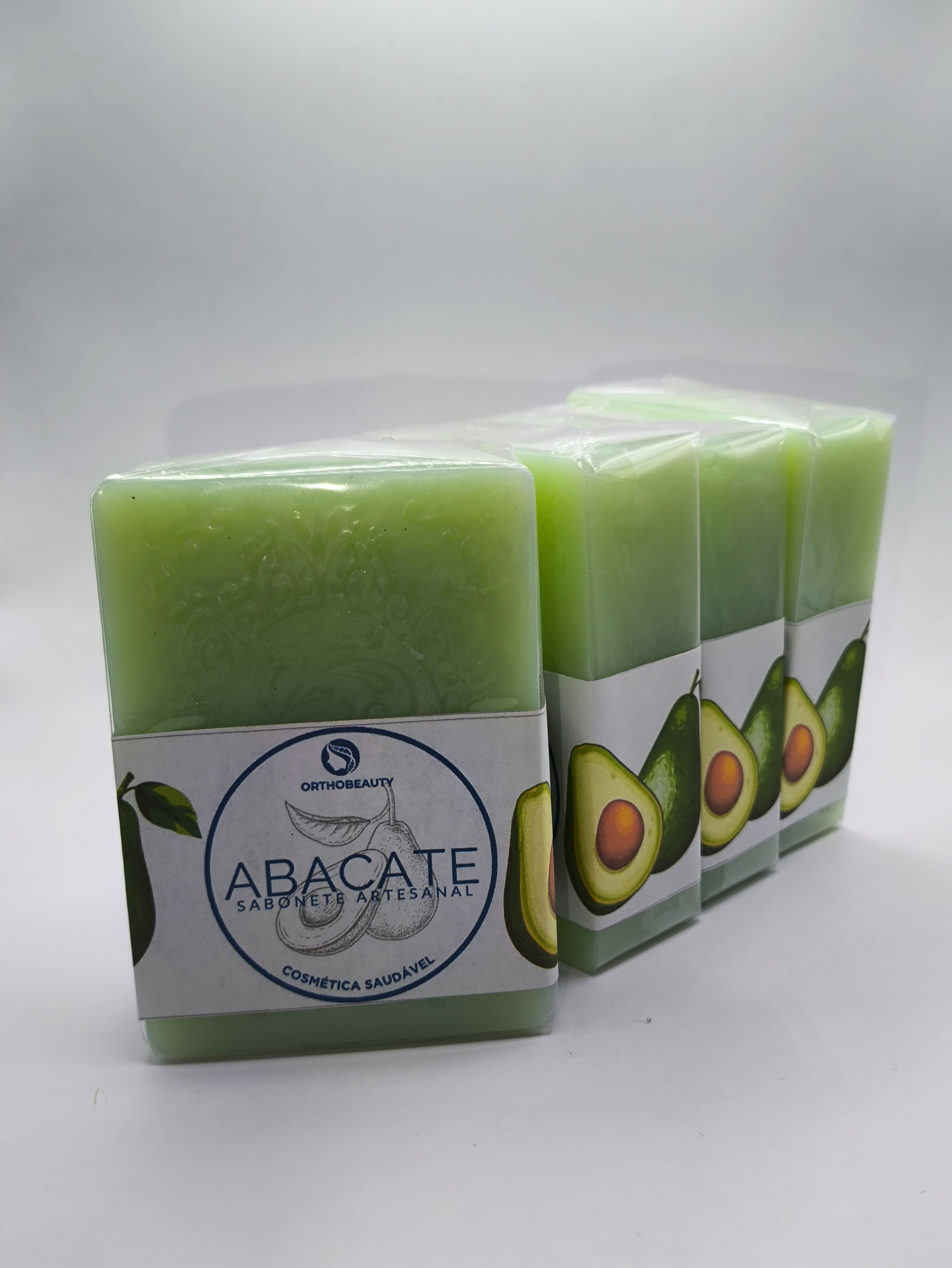 Sabonete glicerinado artesanal de Abacate