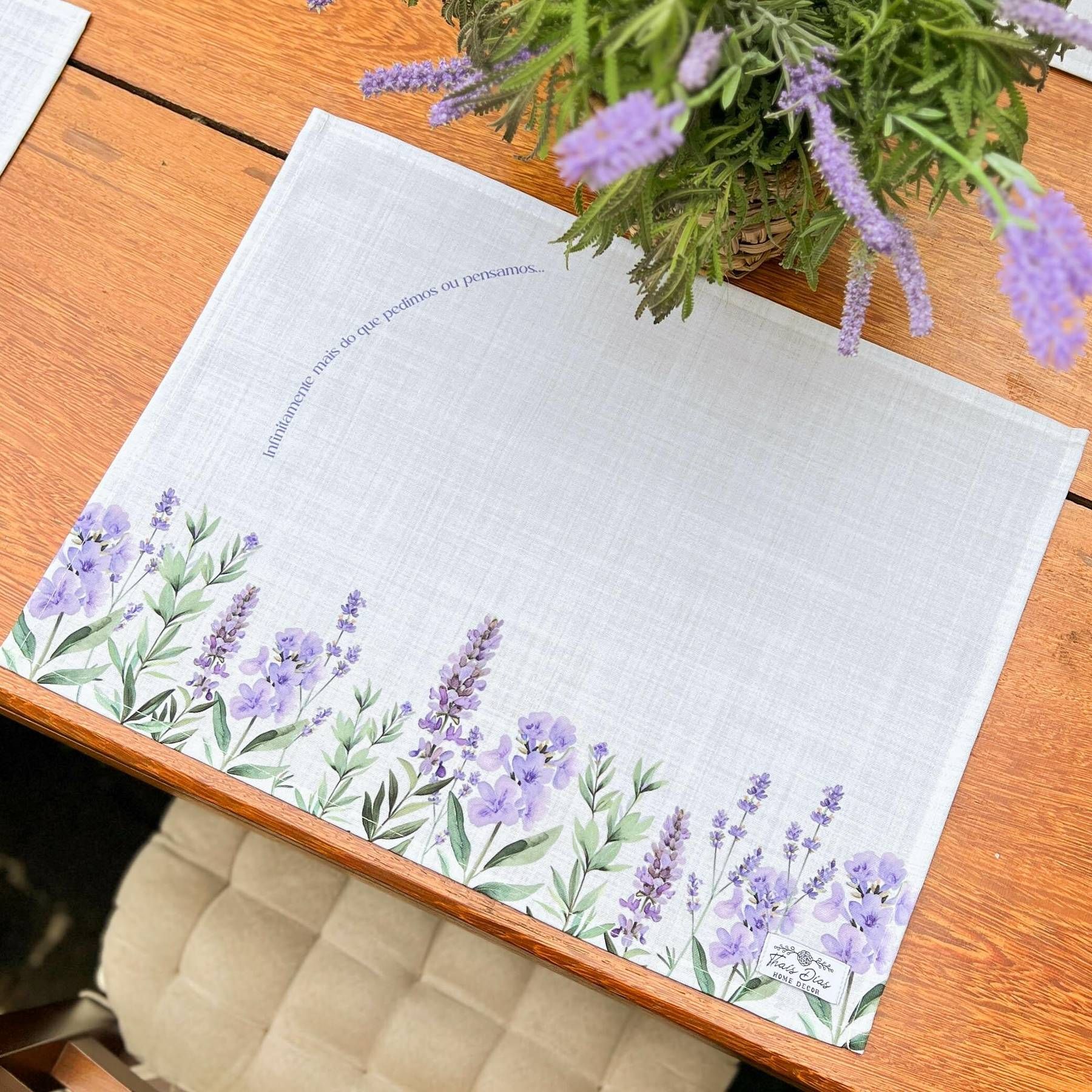 Americano Impermeável - Coleção Jardim de Lavandas