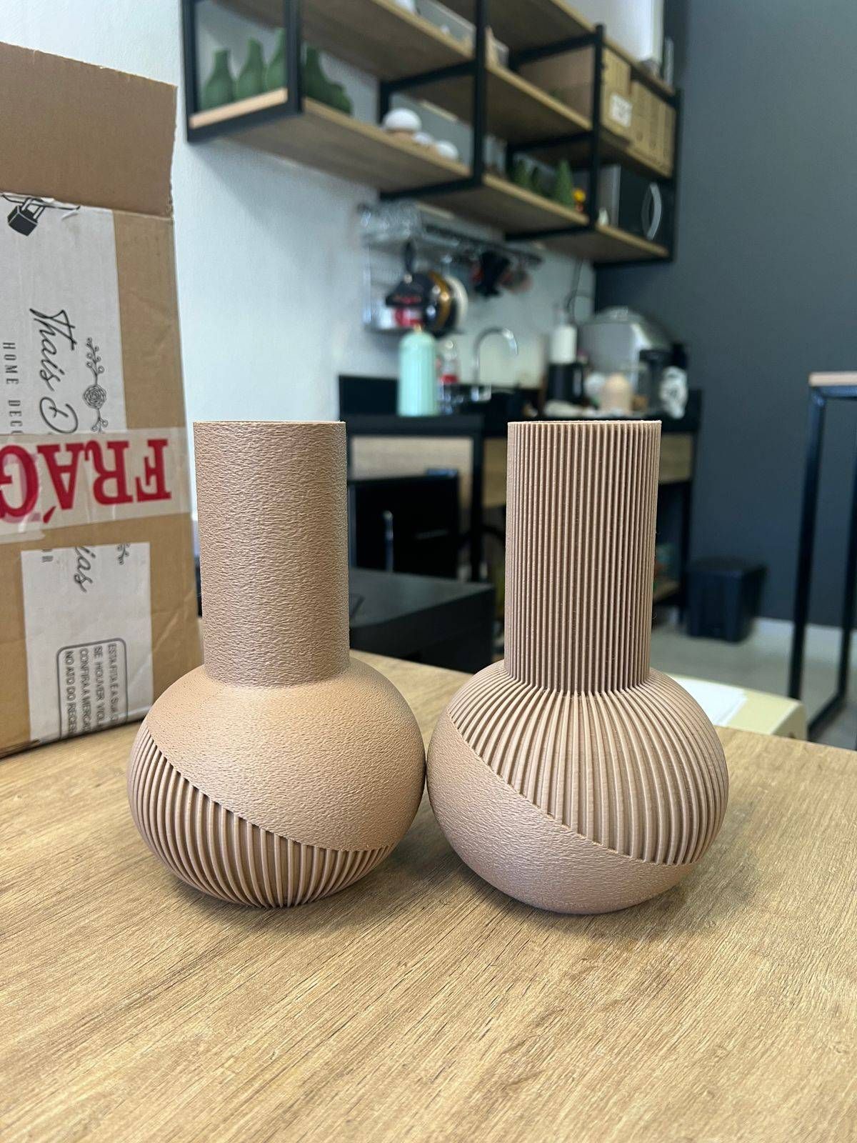 Kit 2 Vasos Bulbo Canelado Textura - Bege