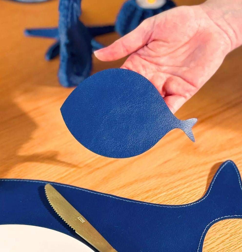 Porta Copo em Couro Ecológico - Coleção Peixes