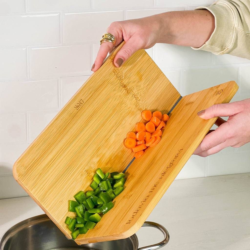 Tábua de Corte Dobrável em Bambu com Frase - Todavia Me Alegrarei