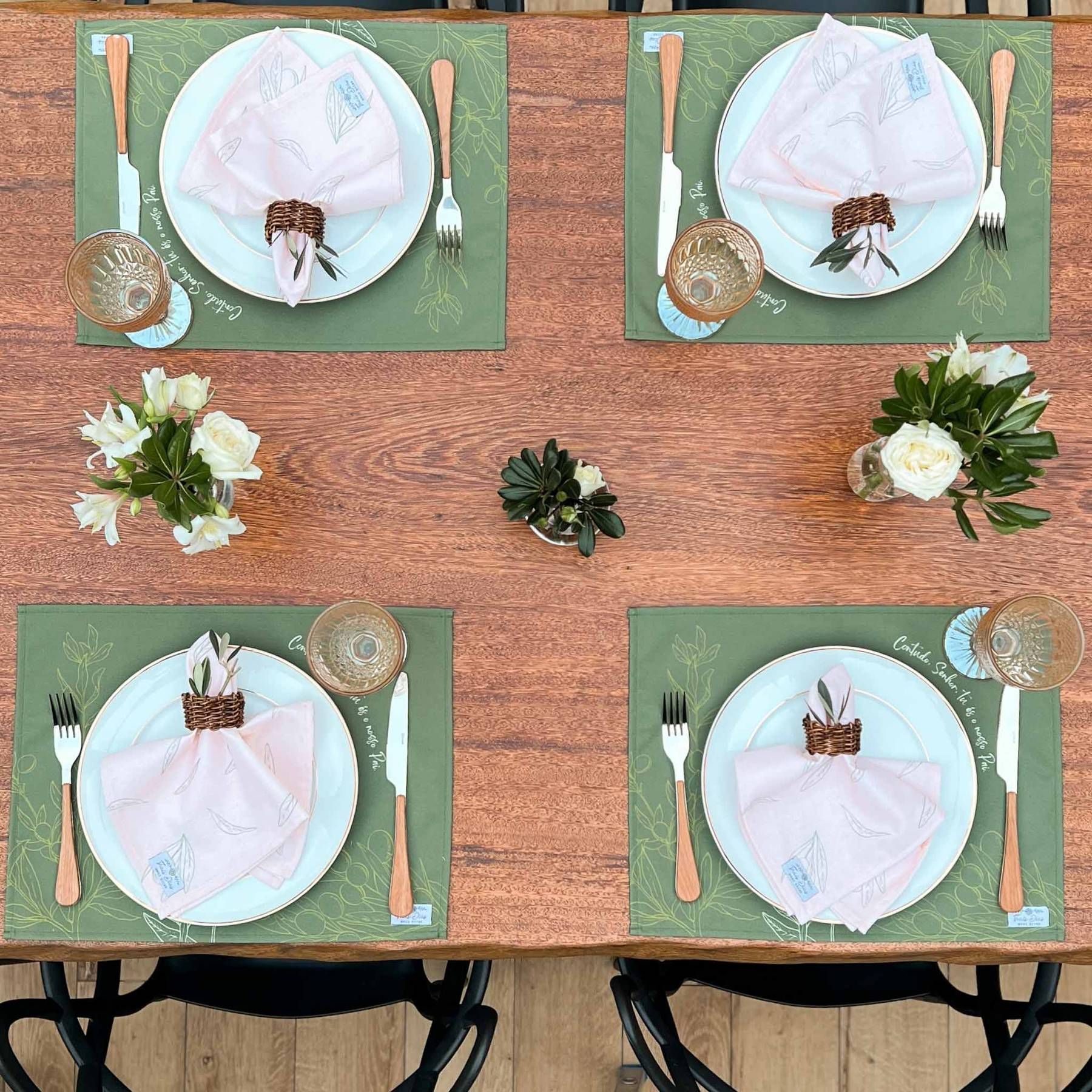 Kit 4 Americanos Impermeáveis Verde - Coleção Oliveiras