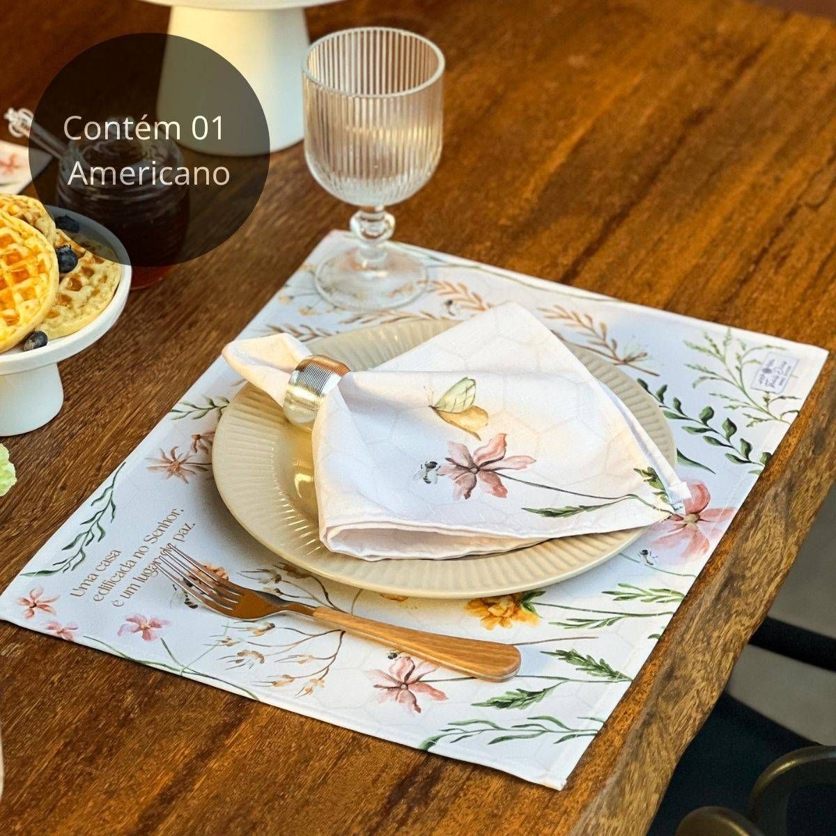 Americano Impermeável Bee