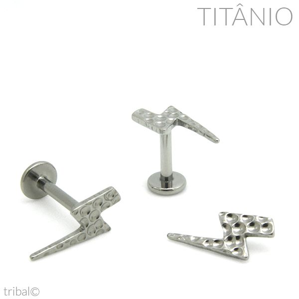 Labret Raio Martelado Titânio