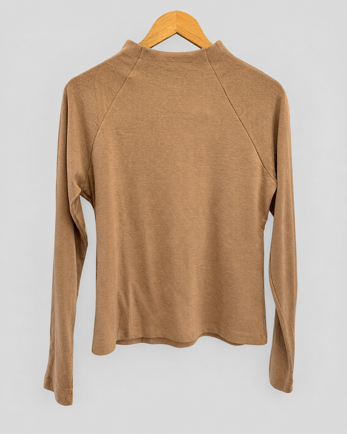 Blusa gola alta s costura - Bege