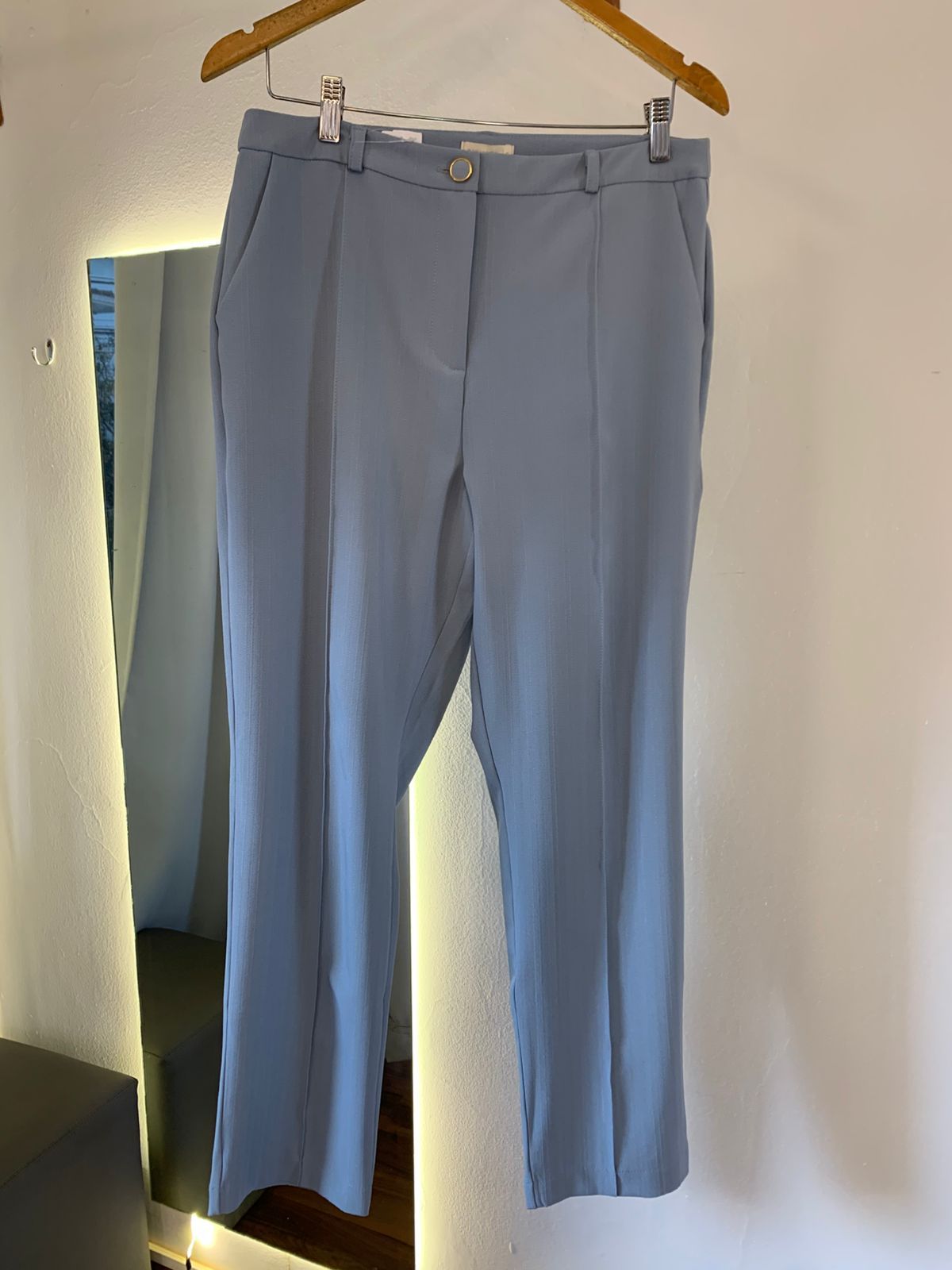 Calça Reta Carolina Dunares AzulClaro