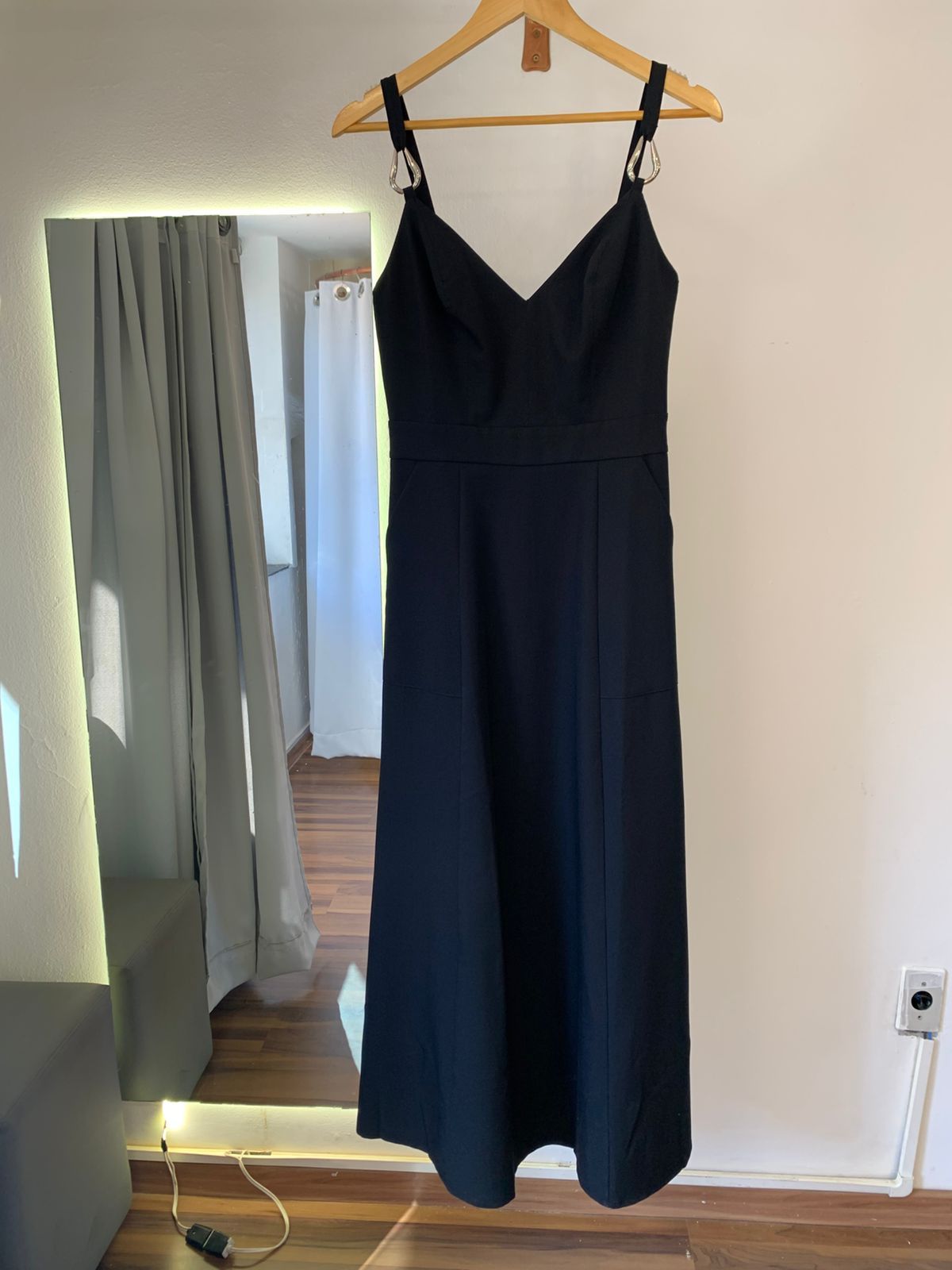 Vestido Alca Metal Sarja Preto