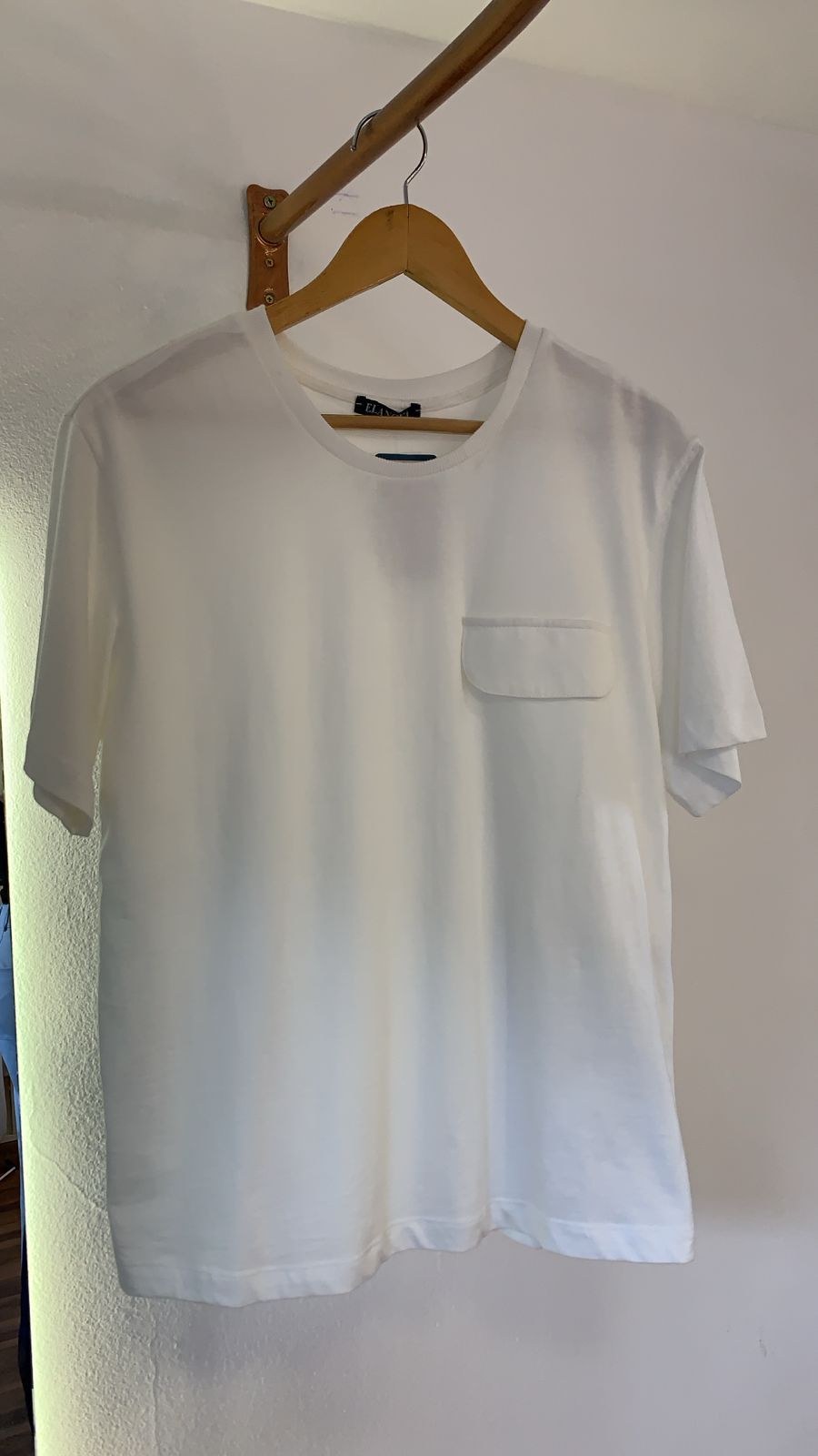 T-Shirt Detahe Bolso Lux Offwhite