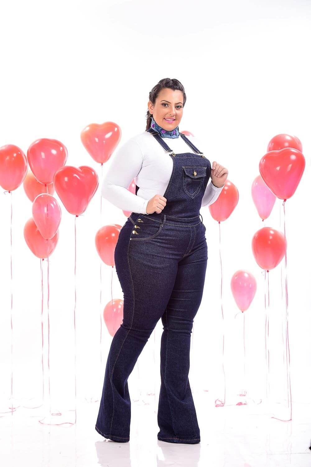 Macacão Feminino Jeans Flare Plus Size Cintura Média Xtracharmy