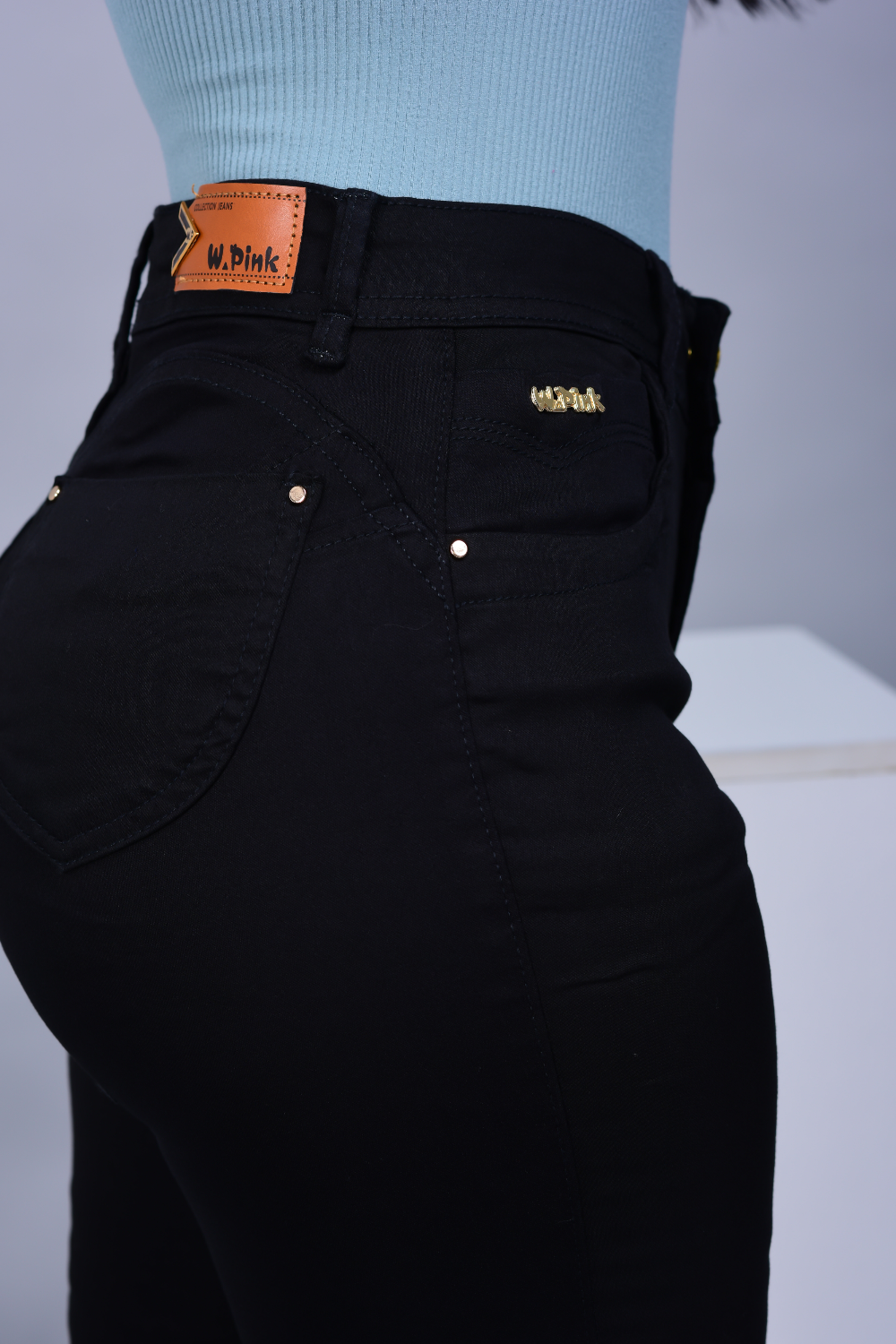 Calça Feminina Jeans Skinny Preta