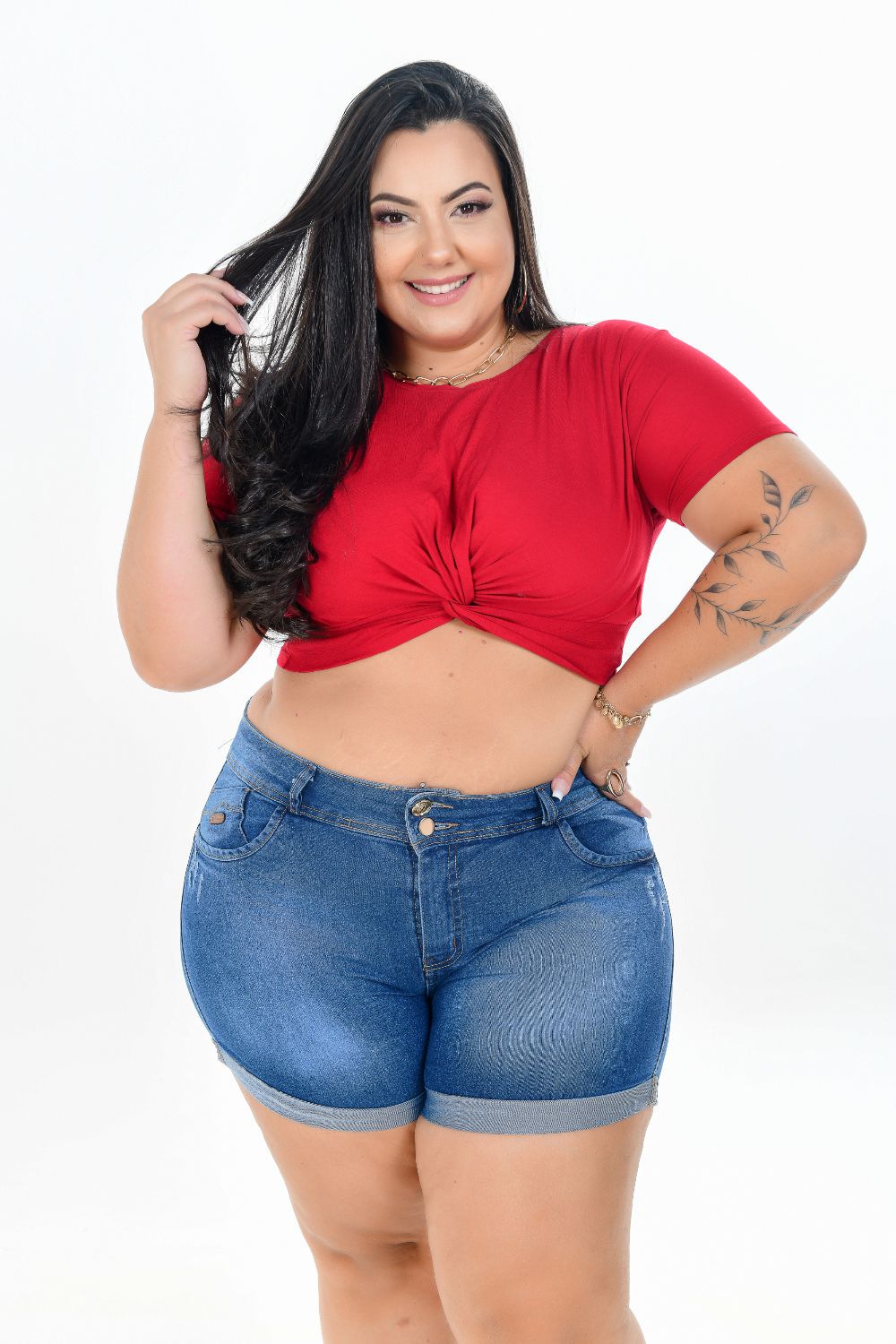 Shorts Feminino Jeans Plus Size Cintura Alta Com Lycra Barra Virada